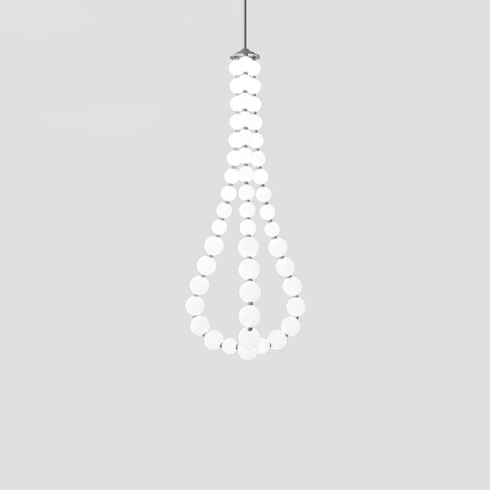 acrylic-pearl-necklace-chandelier-12_dfd833d8-5daa-43ca-85ef-21910ac08afd.jpg