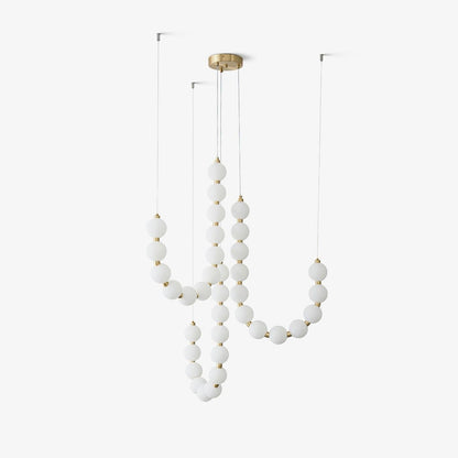 acrylic-pearl-necklace-chandelier-71_eaab2655-36e1-44cf-b2d5-cf9ac6b727a4.jpg