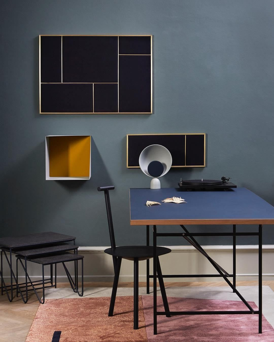 Blooper Sculptural Touch Table Lamp