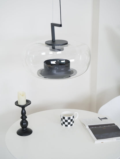 Doppelte Sculptural Glass Pendant Light