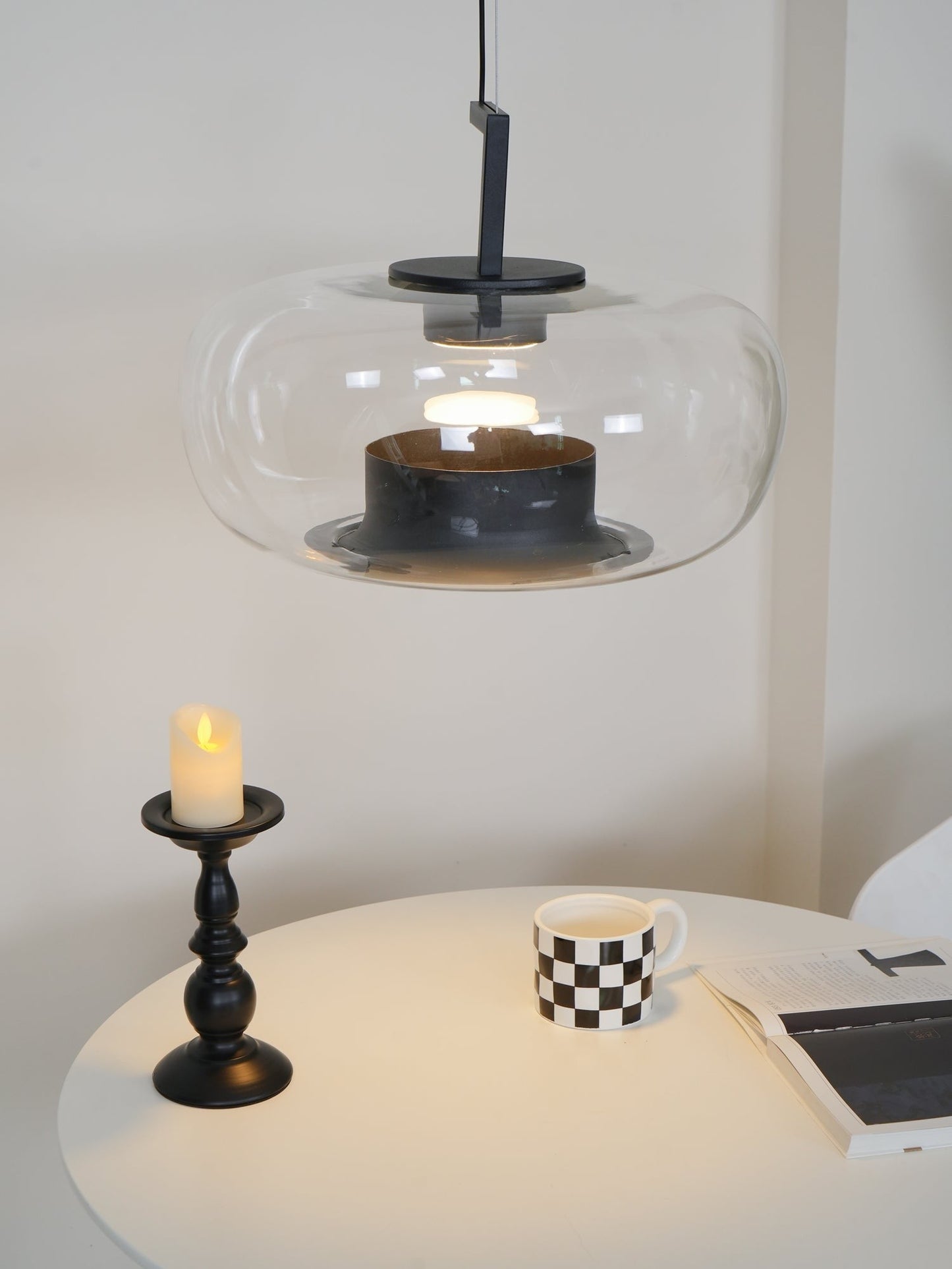 Doppelte Sculptural Glass Pendant Light