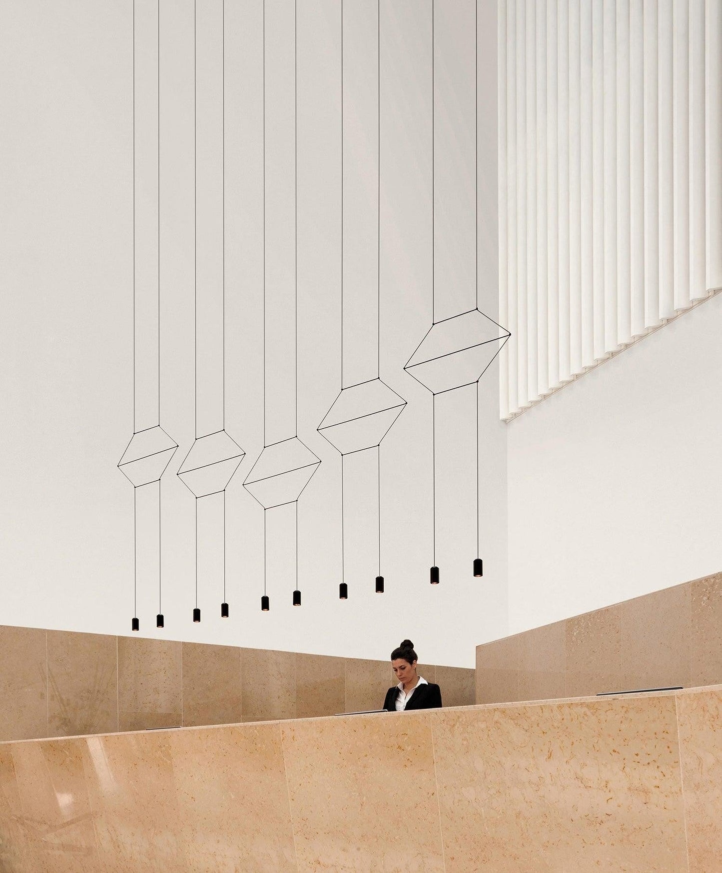 Line Art Wireflow Linear Pendant