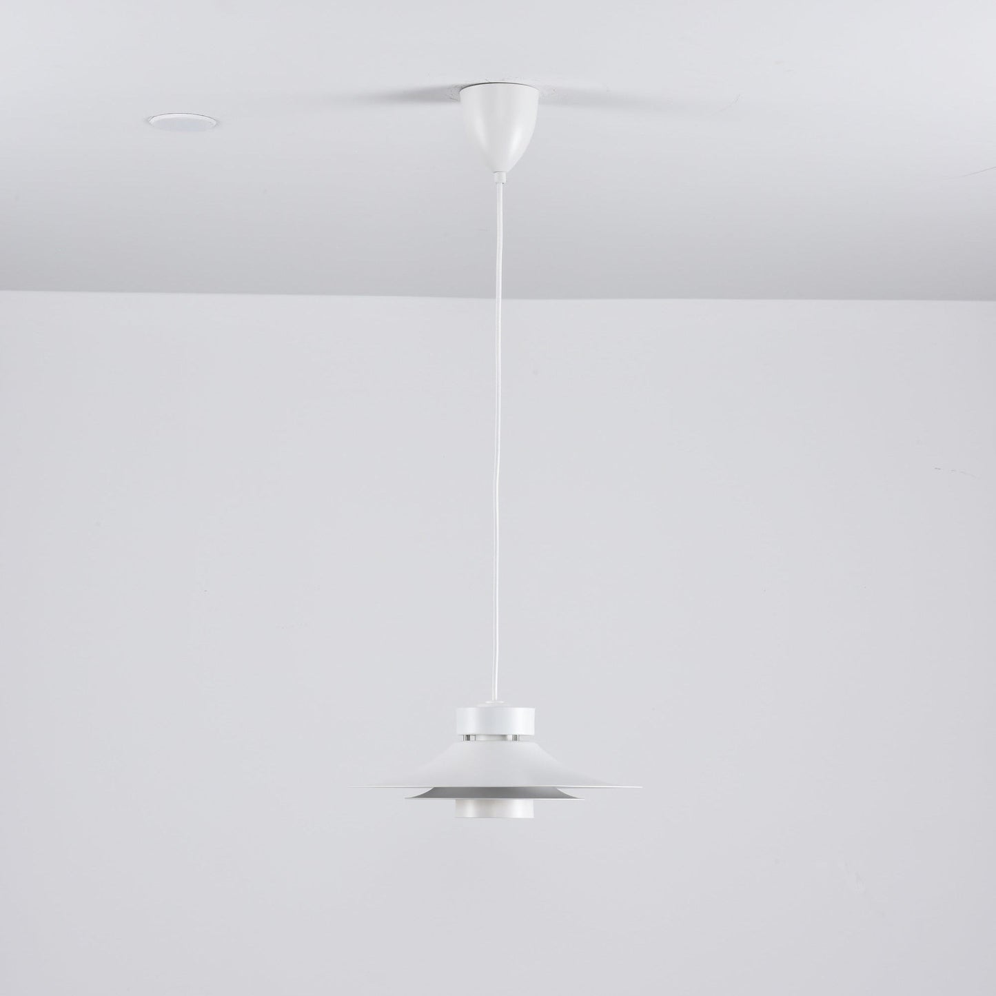 Nero Eclipse Modern Pendant Lamp