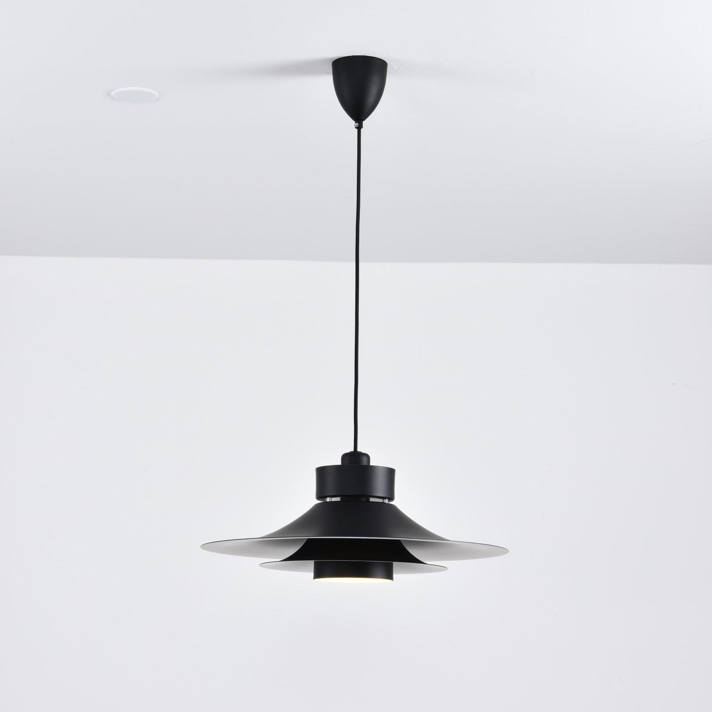 Nero Eclipse Modern Pendant Lamp