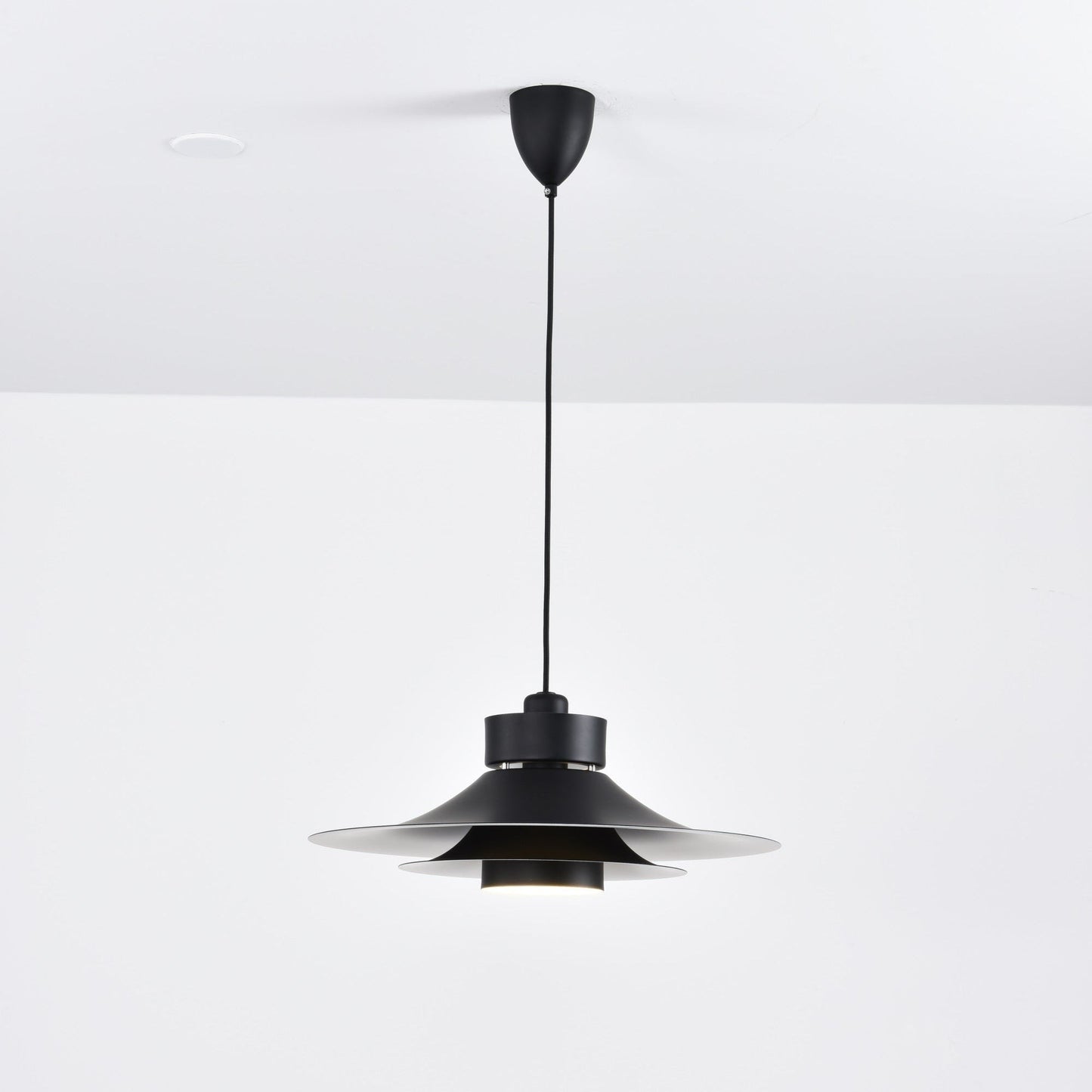 Nero Eclipse Modern Pendant Lamp