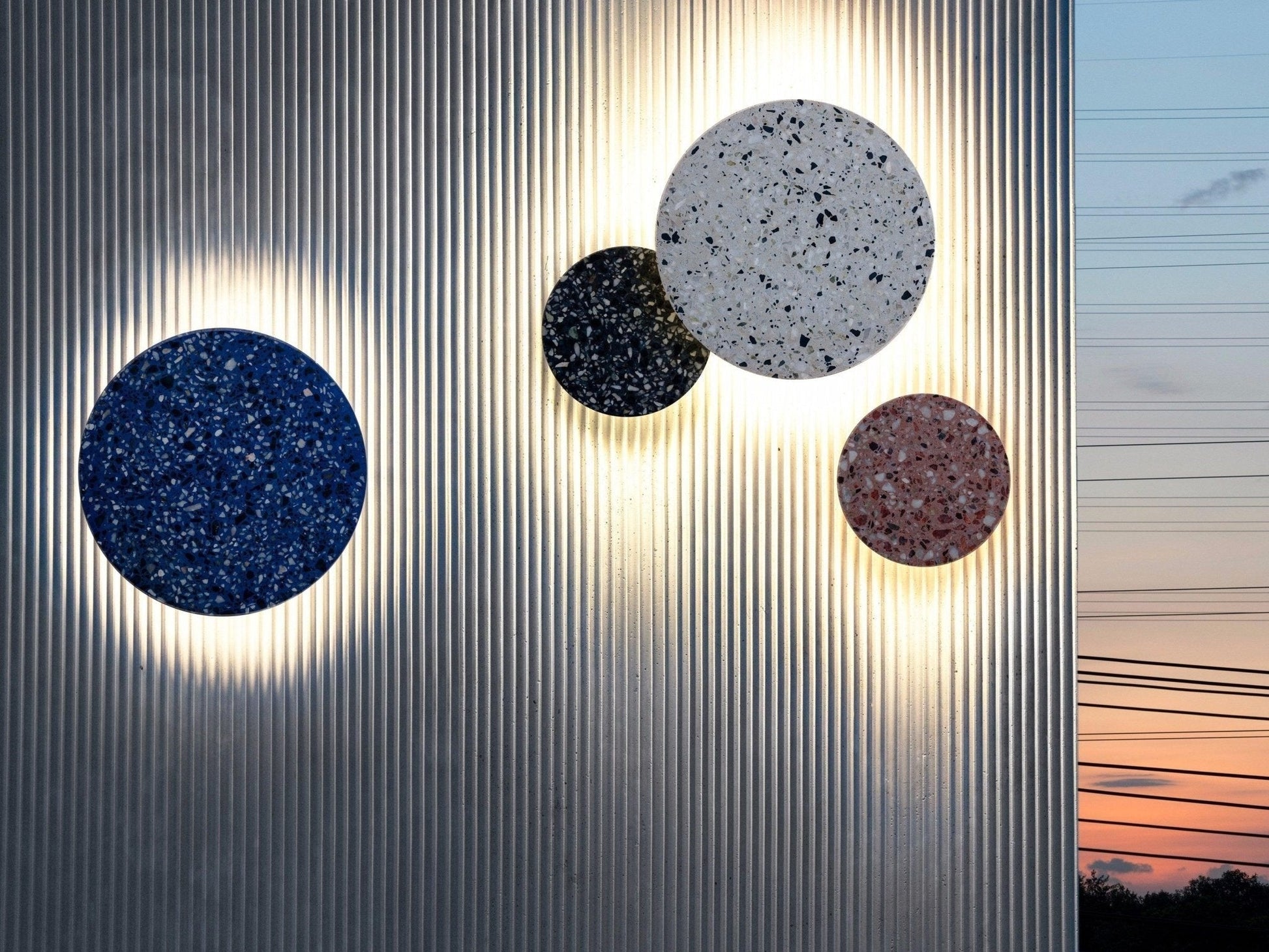 pin-terrazzo-disc-wall-light-35_a57c9927-266f-46ad-9d2b-6364f5ffcc72.jpg
