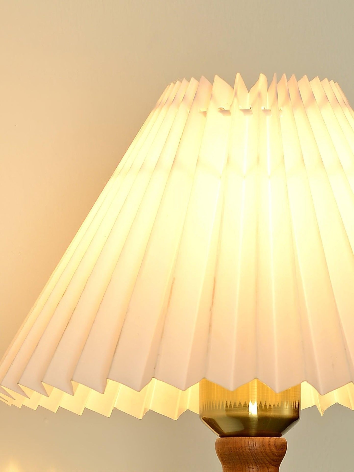 Pleated Walnut Fabric Wall Sconce