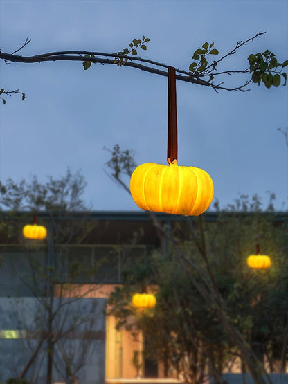 portable-pumpkin-glow-table-lamp-12_c5723fdb-85d0-4171-b20f-0d3551665bb6.jpg