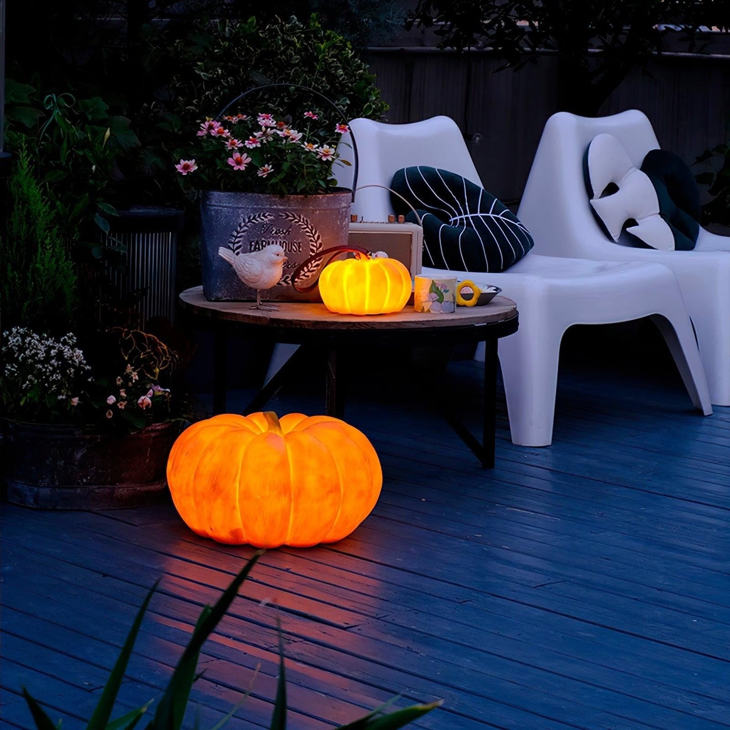 Portable Pumpkin Glow Table Lamp