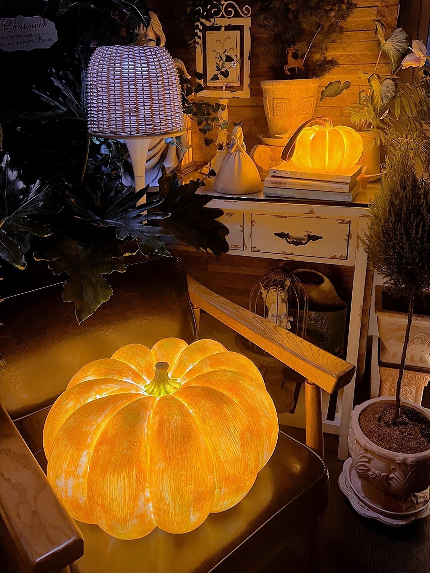 Portable Pumpkin Glow Table Lamp